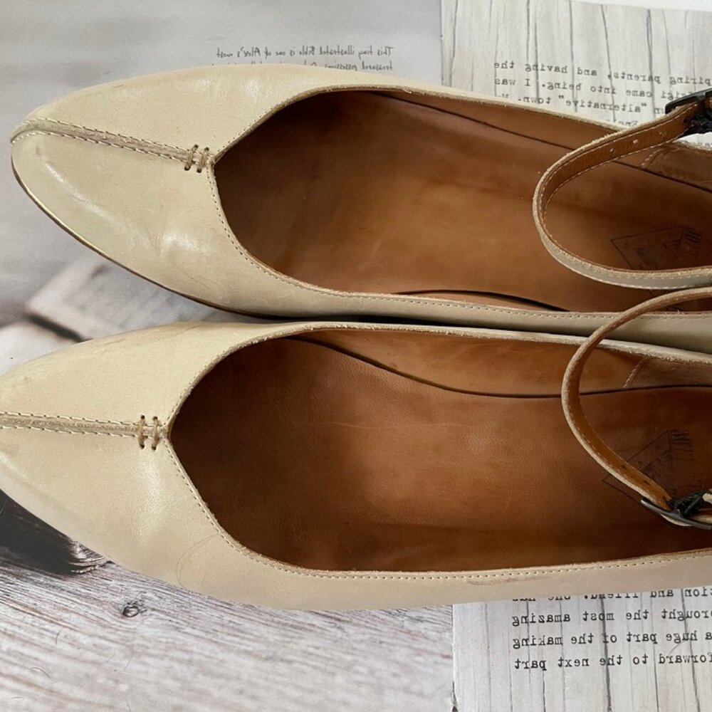 JOHN FLUEVOG Cream Colored Leather Ankle Strap Flats: Size 9; Retailed for $349!